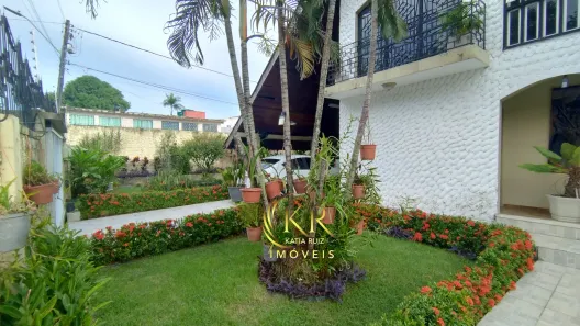 Casa com 4 Quartos à venda, 384m² no Adrianópolis, Manaus