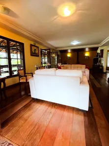 Casa com 4 Quartos para alugar, 485m² no Samambaia, Petrópolis