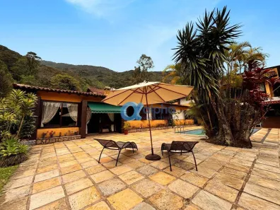 Casa com 4 Quartos para alugar, 280m² no Morin, Petrópolis