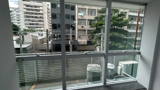 Sala Comercial à venda, 32m² no Ingá, Niterói