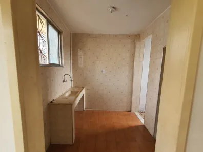 Kitnet com 1 Quarto para alugar, 24m² no Rocha Miranda, Rio de Janeiro