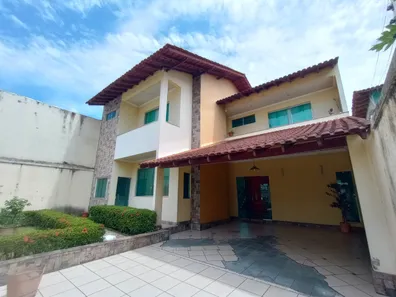 Casa com 4 Quartos à venda, 360m² no Compensa, Manaus
