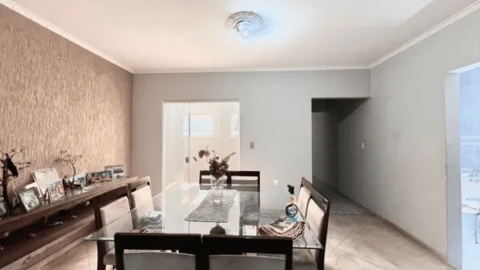 Casa com 3 Quartos à venda, 186m² no Parque Três Meninos, Sorocaba