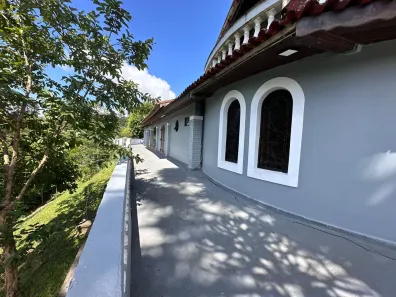 Fazenda/Sítio com 5 Quartos para alugar, 300m² no Barrinha, São Lourenço da Serra