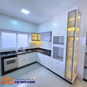 Casa com 3 Quartos à venda, 250m² no Vila Carlota, Campo Grande