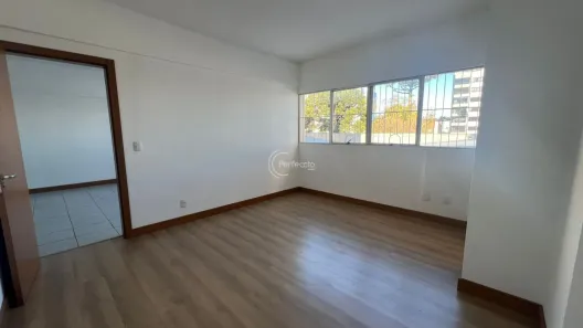 Sala Comercial à venda, 59m² no Centro, Caxias do Sul
