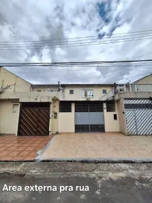 Sobrado com 2 Quartos para alugar, 125m² no Flores, Manaus