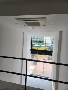 Ponto Comercial para venda ou aluguel, 55m² no Recreio dos Bandeirantes, Rio de Janeiro