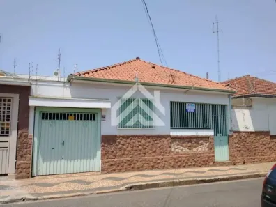 Casa com 3 Quartos à venda, 145m² no Saúde, Rio Claro
