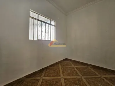 Casa com 3 Quartos para alugar, 80m² no Belvedere, Divinópolis