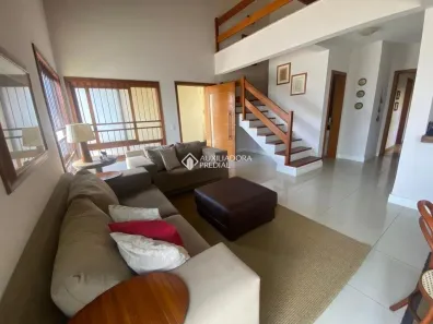 Sobrado com 4 Quartos à venda, 225m² no Parque 35, Guaíba
