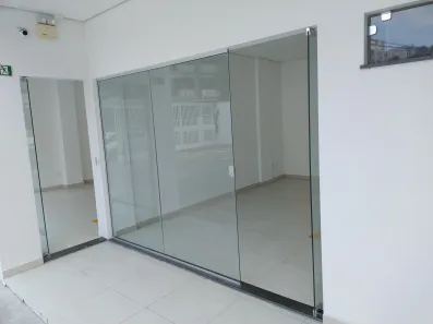 Sala Comercial para alugar, 30m² no Aleixo, Manaus