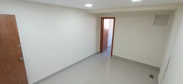 Ponto Comercial com 1 Quarto para alugar, 30m² no Guará II, Brasília