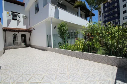 Casa com 7 Quartos à venda, 199m² no Brotas, Salvador