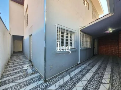 Casa com 3 Quartos para venda ou aluguel, 353m² no Vila Colorau, Sorocaba