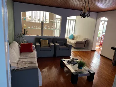 Casa com 3 Quartos à venda, 220m² no Brotas, Salvador