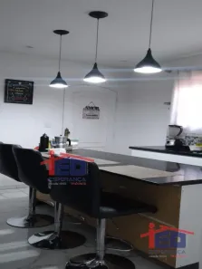 Sobrado com 2 Quartos à venda, 250m² no Jardim Maria Rita, Carapicuíba