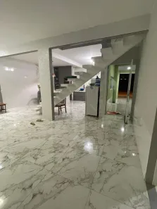 Sobrado com 4 Quartos para alugar, 280m² no Taguatinga Norte, Brasília
