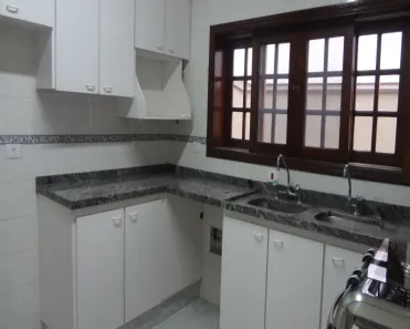 Casa de Condomínio com 3 Quartos para alugar, 301m² no Granja Olga I, Sorocaba