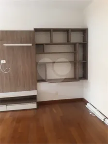 Apartamento com 2 Quartos para venda ou aluguel, 60m² no Jardim Carambeí, São Roque