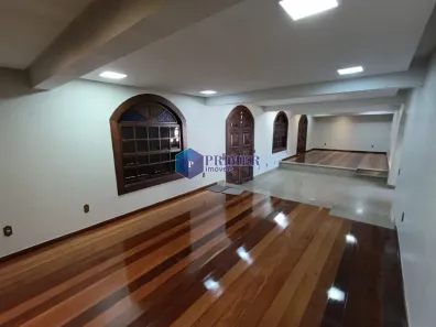 Casa com 6 Quartos para alugar, 500m² no Santo Antônio, Belo Horizonte