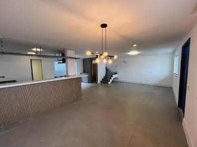 Casa de Condomínio com 3 Quartos para alugar, 350m² no Freguesia (Jacarepaguá), Rio de Janeiro