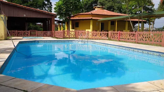 Fazenda/Sítio com 5 Quartos à venda, 1200m² no Centro, Biritiba Mirim