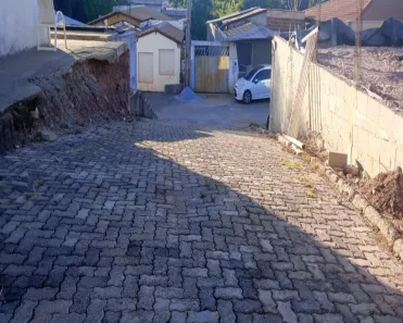 Lote/Terreno à venda, 240m² no Park Way, Brasília