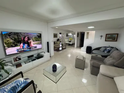 Casa de Condomínio com 4 Quartos à venda, 460m² no Itapuã, Salvador