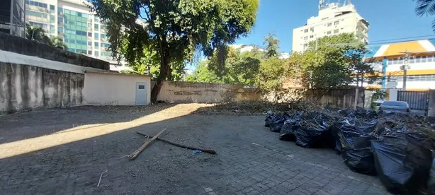 Lote/Terreno para alugar, 570m² no Freguesia (Jacarepaguá), Rio de Janeiro