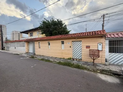 Casa com 3 Quartos à venda, 300m² no Dom Pedro I, Manaus