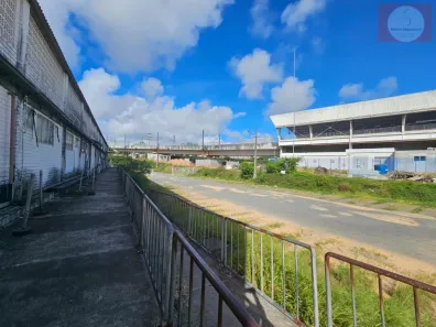 Galpão/Depósito/Armazém para alugar, 1700m² no Fazenda Grande do Retiro, Salvador