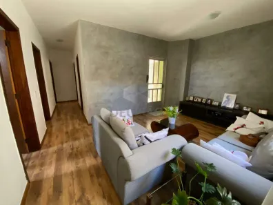 Casa com 4 Quartos à venda, 250m² no São Lucas, Belo Horizonte