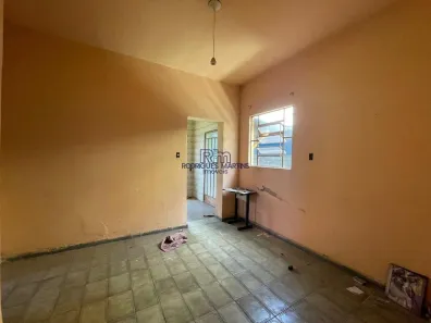 Casa com 2 Quartos à venda, 256m² no Jardim São José, Belo Horizonte