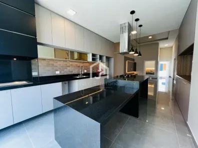 Casa de Condomínio com 3 Quartos à venda, 160m² no Caminho Novo, Tremembé