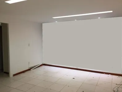 Sala Comercial para alugar, 70m² no Stiep, Salvador