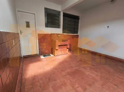 Casa com 1 Quarto para alugar, 55m² no Paraíso, Belo Horizonte