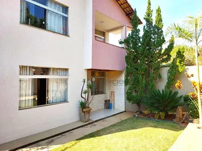 Casa com 4 Quartos à venda, 360m² no Recanto da Lagoa, Lagoa Santa