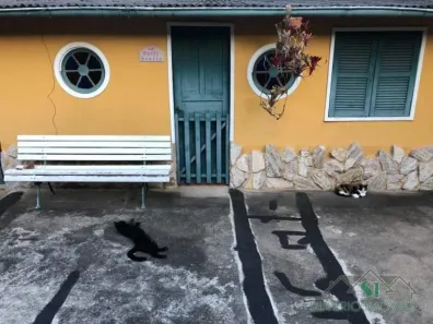 Casa com 4 Quartos para venda ou aluguel, 240m² no Pedro do Rio, Petrópolis