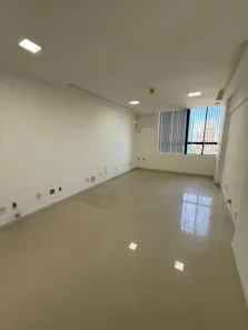 Sala Comercial à venda, 45m² no Stiep, Salvador