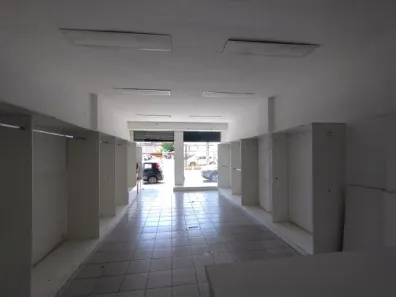 Ponto Comercial para alugar, 67m² no Centro, Nova Iguaçu