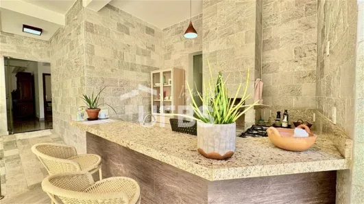 Casa de Condomínio com 5 Quartos à venda, 350m² no Jardins Valência, Goiânia