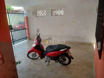 Casa com 3 Quartos à venda, 122m² no Jardim Califórnia, Taubaté