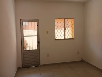 Casa com 1 Quarto para alugar, 10m² no Chacrinha, Nova Iguaçu