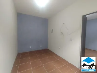 Casa com 1 Quarto para alugar, 38m² no Santa Tereza, Belo Horizonte