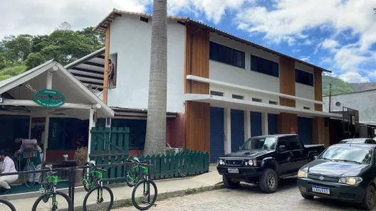 Ponto Comercial para alugar, 80m² no Pedro do Rio, Petrópolis