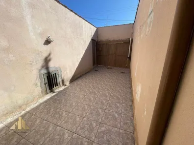 Casa com 1 Quarto à venda, 250m² no Santa Maria, Brasília