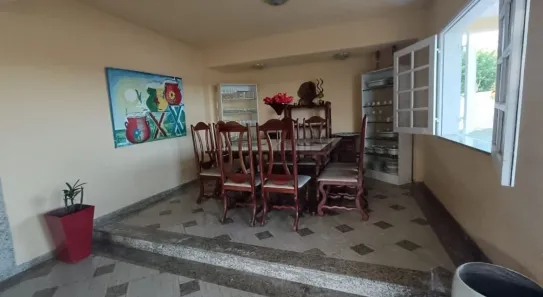Casa com 4 Quartos para alugar, 300m² no Renascer - PHOC II, Camaçari