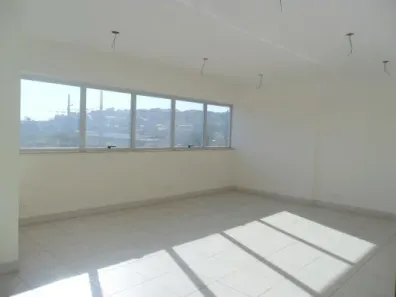 Imóvel Comercial à venda, 4260m² no Primeiro de Maio, Belo Horizonte