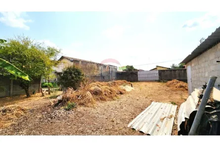 Lote/Terreno à venda, 737m² no Centro, Florestal